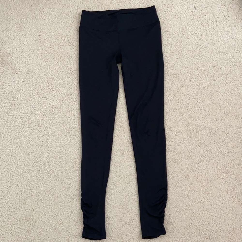 athletic leggings